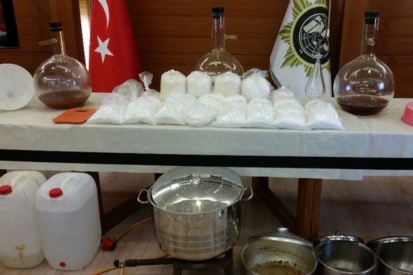 İstanbul’da 15 milyon dolarlık uyuşturucu operasyonu