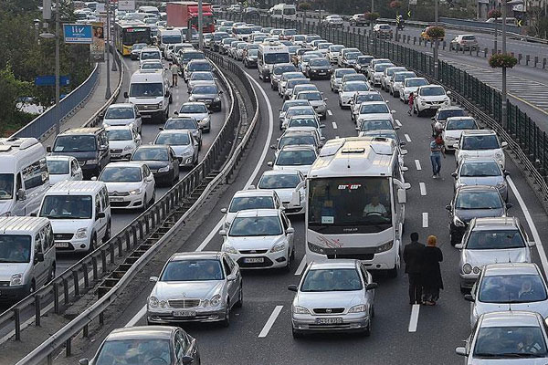 İstanbul'da bazı yollar trafiğe kapatılacak