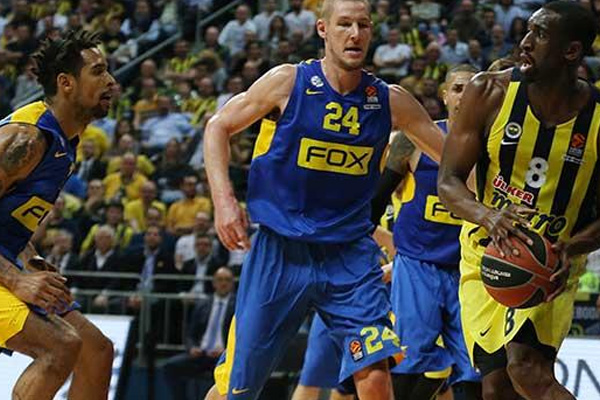 Fenerbahçe son saniyede yıkıldı