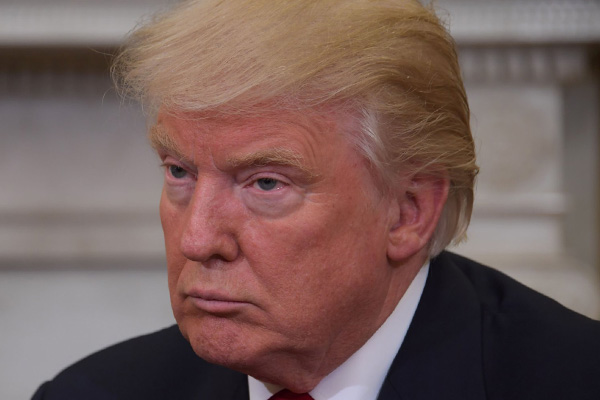 Trump vekilleri uyardı: Koltuklarınızdan olursunuz