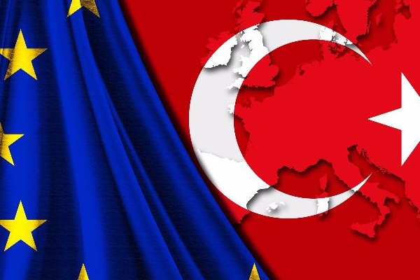 Times yazarı: Hiçbir zaman Türkiye'yi AB'de istemedik