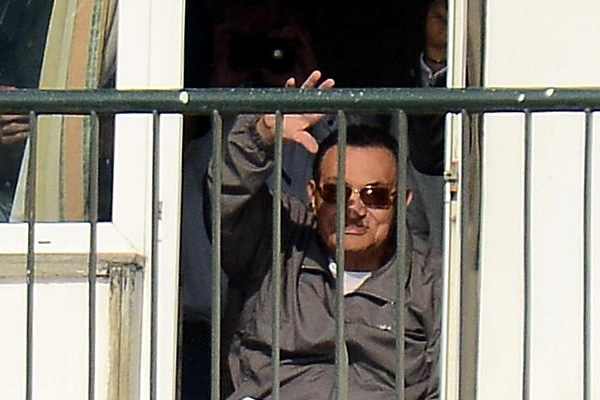 Taha Kılınç'tan Mısır yazısı: Mübarek'in şansı...