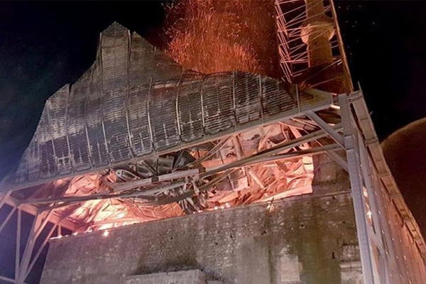 Avrupa'daki en eski Osmanlı camisi yandı