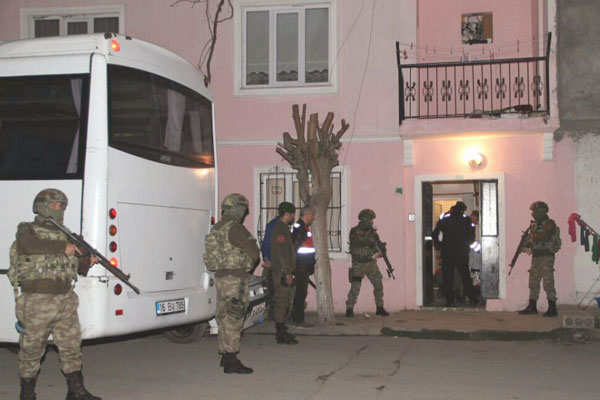 PKK’ya eleman kazandıran 3 kişi gözaltında