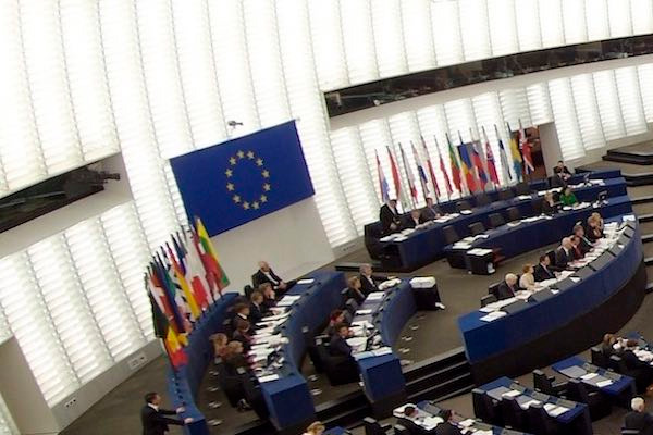 Avrupa Parlamentosu referanduma gözlemci göndermeyecek