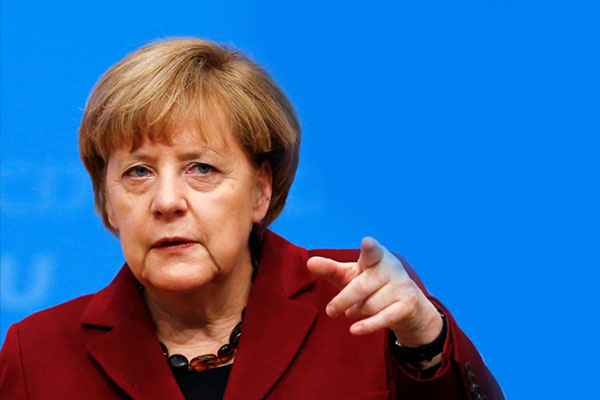 Merkel'den referandum mesajı