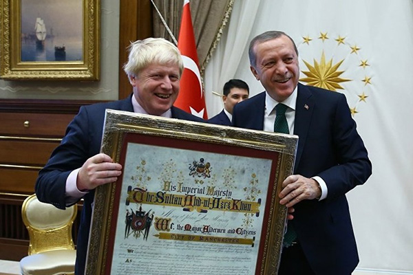 Antalya'da sürpriz Erdoğan-Johnson görüşmesi