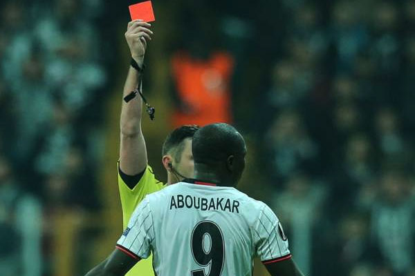 UEFA Aboubakar'ın cezasını açıkladı