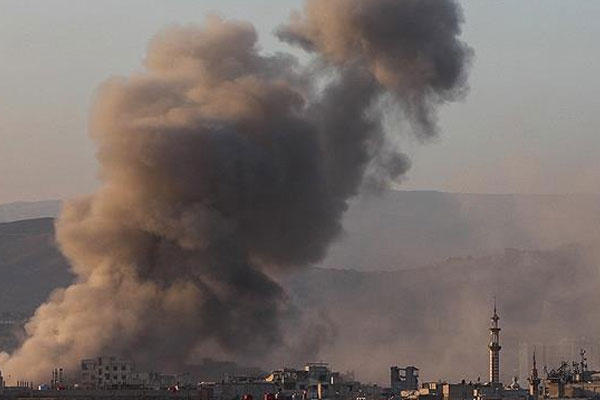 Doğu Guta'ya hava saldırısı: 12 ölü