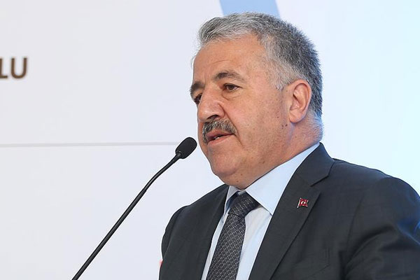 'Frankfurt'a da İstanbul'a da aynısını uygulayacaksın'