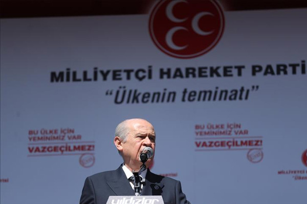 Bahçeli: ABD akıl vereceğine aynaya baksın