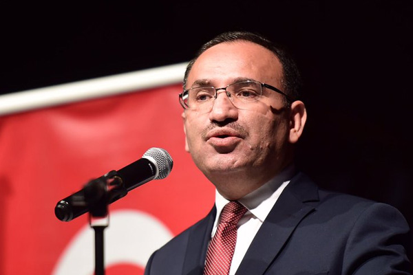 Bozdağ: Gülen, ABD'den ayrılma hazırlığında