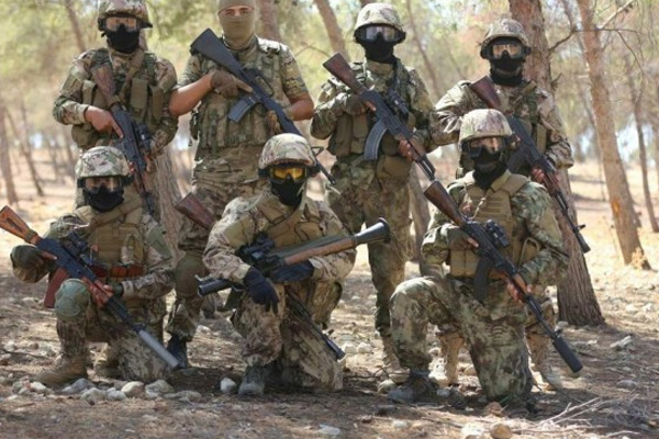 Eski Rus özel kuvvetleri Suriyeli muhalifleri eğitiyor