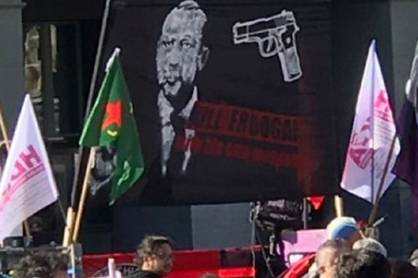 İsviçre'den Erdoğan pankartına kınama