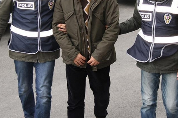 HDP’li 2 yönetici tutuklandı