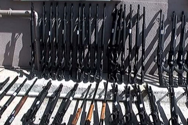 İstanbul’da silah deposuna baskın