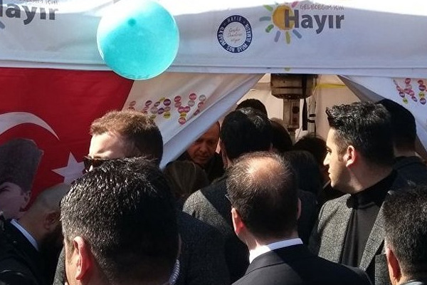 Erdoğan 'hayır' çadırında sordu: Neden?