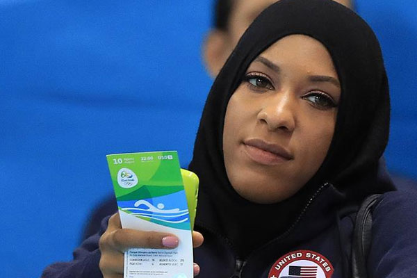 ABD'li başörtülü milli sporcudan Trump'a 'açık mektup'