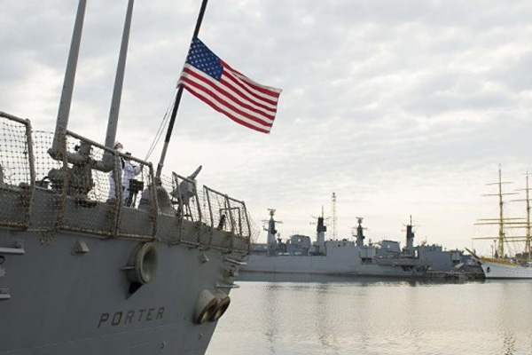 Rusya: ABD'nin Karadeniz'deki devriyeleri potansiyel tehdit