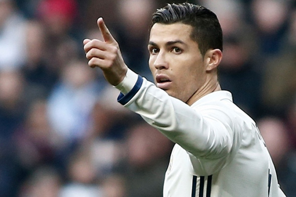 Ronaldo'nun ismi havalimanına verildi