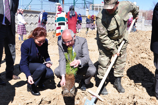 İstanbul’un Fethi anısına 1453 fidan