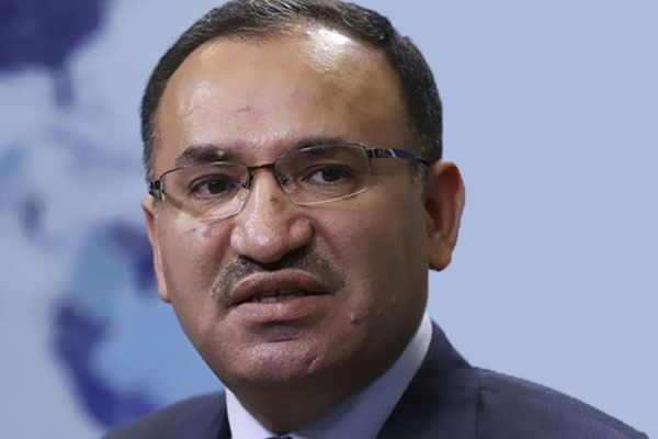 Bozdağ'dan Adil Öksüz açıklaması