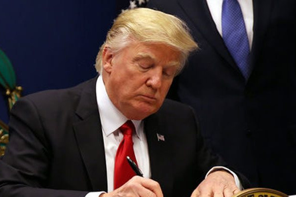 Trump'ın ikinci vize yasağı yine durduruldu