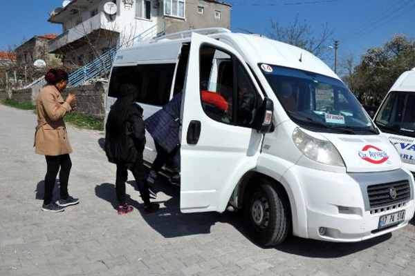 Ayvacık'ta 48 kaçak yakalandı