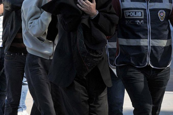 50 asker FETÖ'den gözaltına alındı