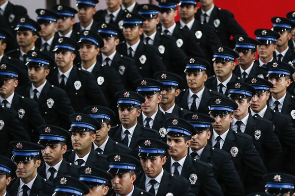 10 bin polis memuru adayı alınacak