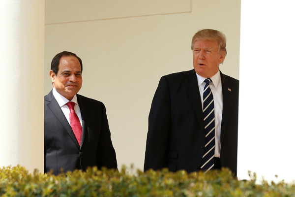 Trump Sisi ile Beyaz Saray'da görüştü