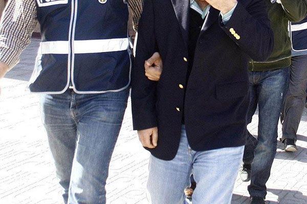 Özel okula FETÖ operasyonu