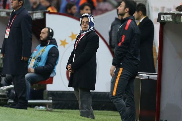 Türkiye’nin ilk kadın saha komiseri TT Arena’da görevdeydi