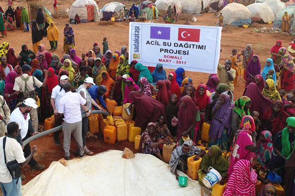 Sadakataşı 8 su kuyusu daha açtı