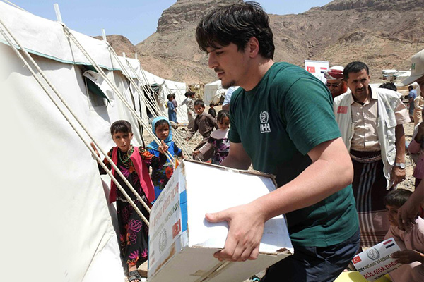 İHH’dan Yemen’de kapsamlı yardım çalışması