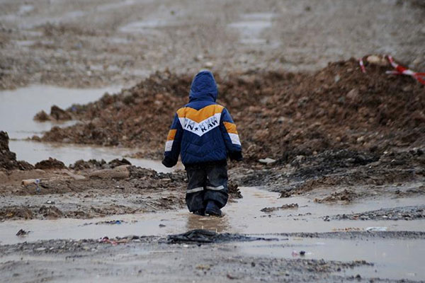 Musullular yağmur sayesinde 'cenazelerini' defnetti