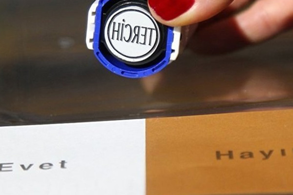 Avrupa: 'Hayır' kampanyası yürütenlere yönelik yıldırma girişimleri var