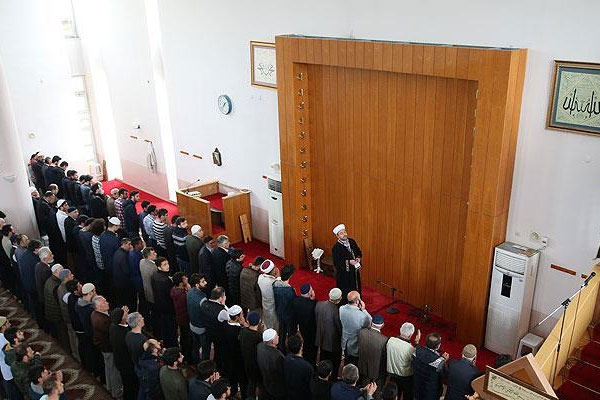 İdlib'de hayatını kaybedenler için gıyabi cenaze namazı