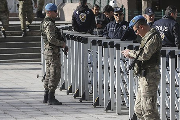 'Bana 'Amcalar, Amerika ile anlaşmış, müdahale olacak' dediler'