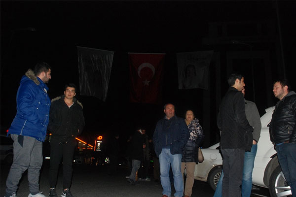 Pankart asan CHP’lilere kurusıkı ile ateş açıldı