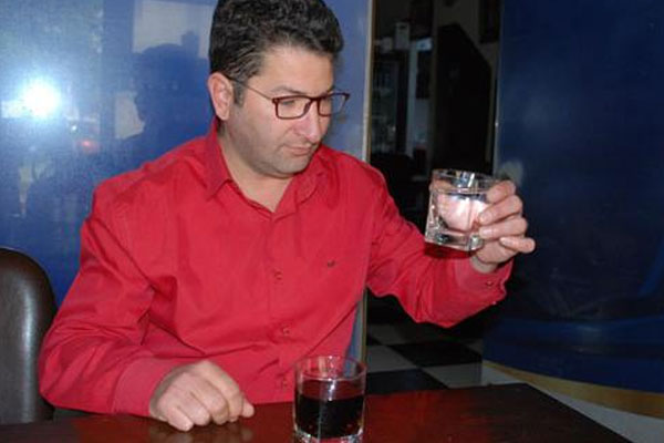 30 yıldır su içmiyor