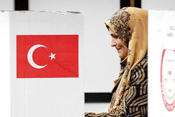 New York Times gazetesi Türkçe tweet attı