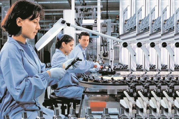 Kadınlara 6 yıl erken emeklilik