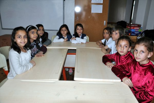 Bu sınıfın öğrencileri 'ikiz' ve 'üçüz'
