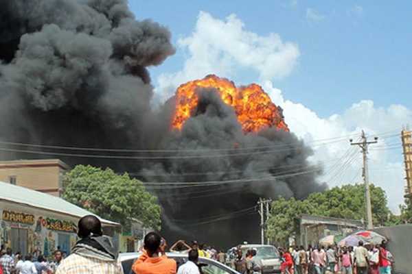 Somali'de patlama: 3 asker yaralı