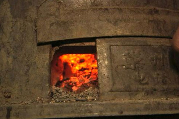 Kilis'te soba zehirlenmesi: 2 ölü