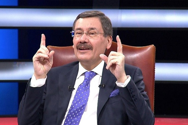 Gökçek: ’Kontrollü darbe’ lafının arkasında FETÖ var