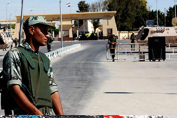 İsrail, Mısır ile kapıları kapatıyor