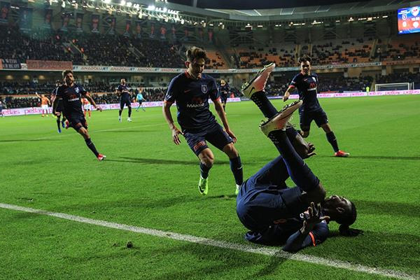 Medipol Başakşehir, Galatasaray'a 4 attı