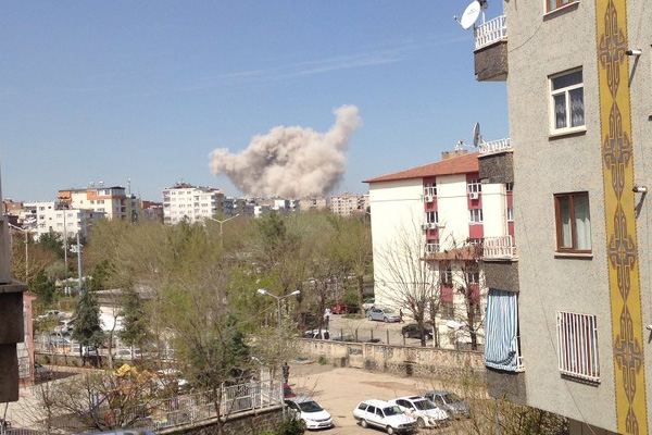 Diyarbakır'da patlama!